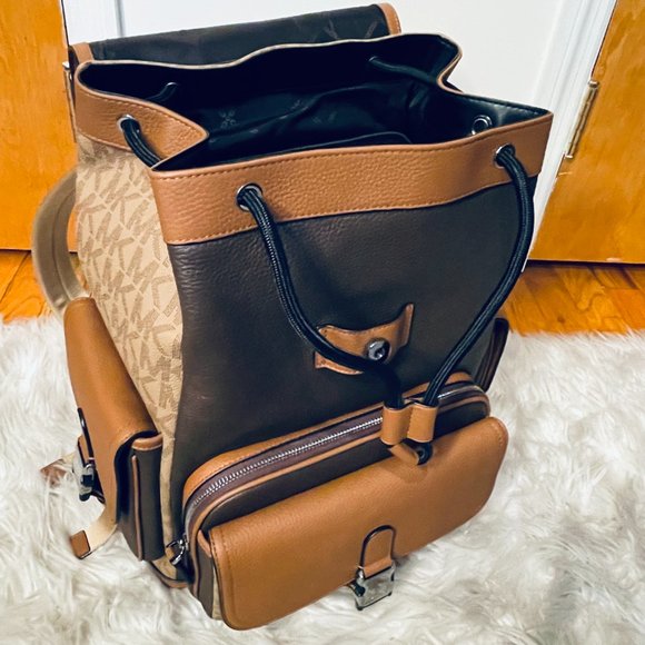 MICHAEL KORS UTILITY RUCKSACK LEATHER BACKPACK - Picture 2 of 10